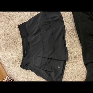 Lululemon Tennis Skirt SIZE 6 TALL